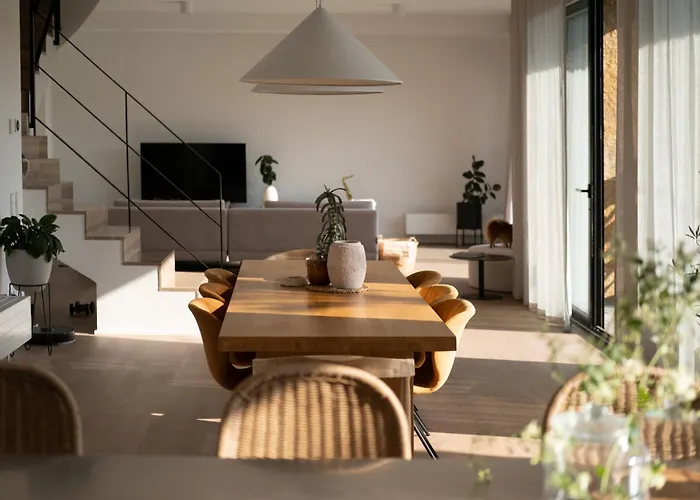 Villa Infinity House